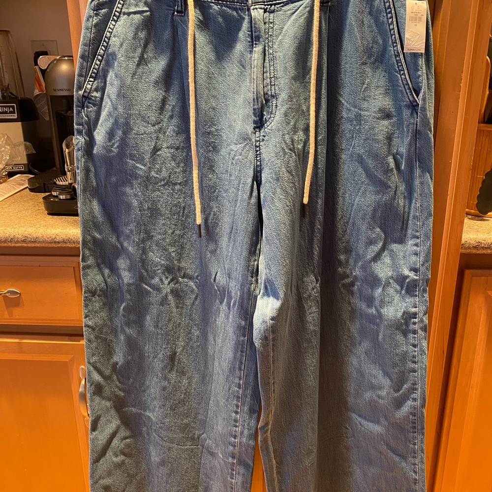 Old Navy Women’s Drapey Drawcord Wide Leg jeans. - Picture 11 of 11
